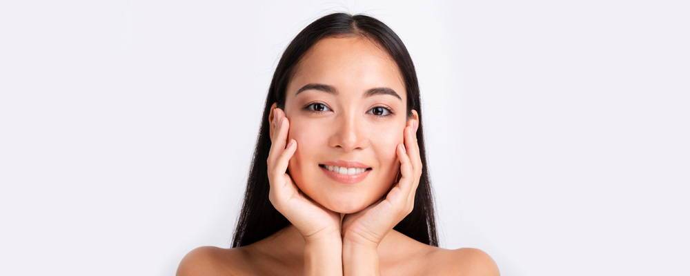 How to do a Facial Massage at Home