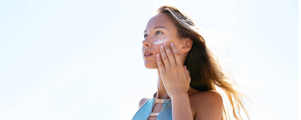 Sun Damage: Signs & Symptoms To Look Out For On Your Skin – AbsoluteSkin