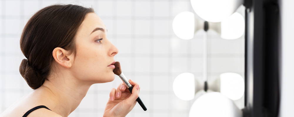 How To Prepare Dry Skin for Make-up – AbsoluteSkin