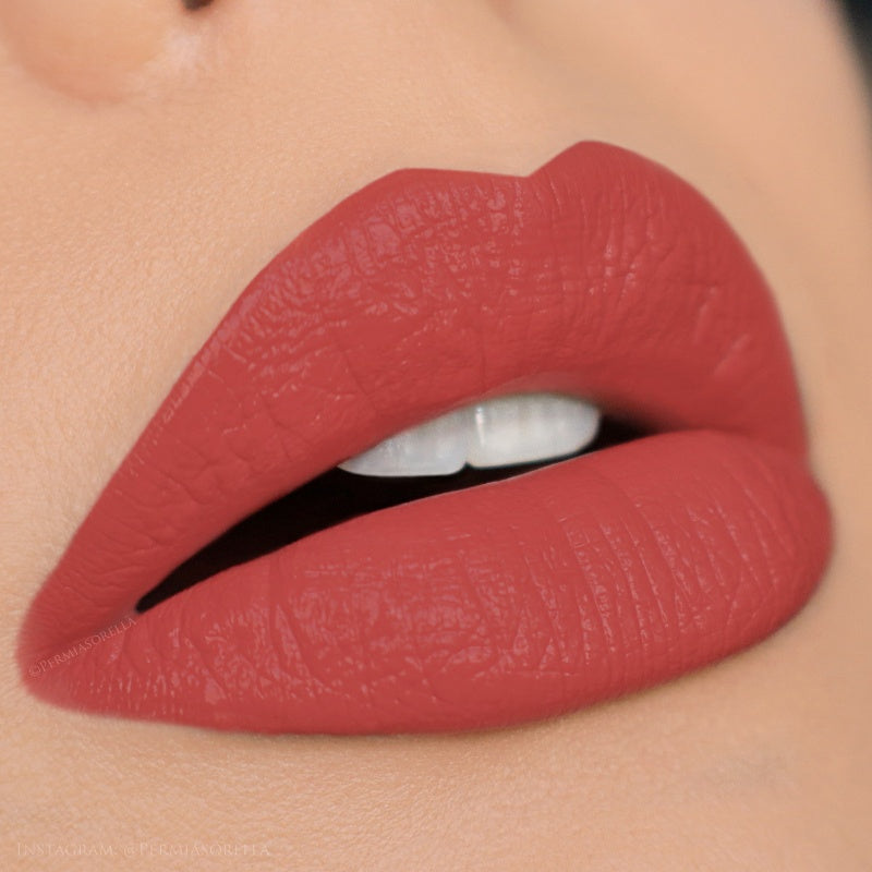 AbsoluteSkin La Dolce Vita ‍Youngblood Hydrating Liquid Lip Cream 4.5ml  (FREE GIFT)