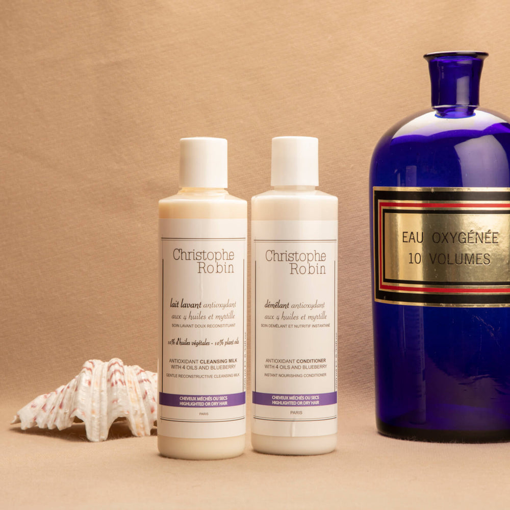 Christophe Robin Christophe Robin Antioxidant Cleansing Milk With 4 Oils And Blueberry 250ml Hair Care
