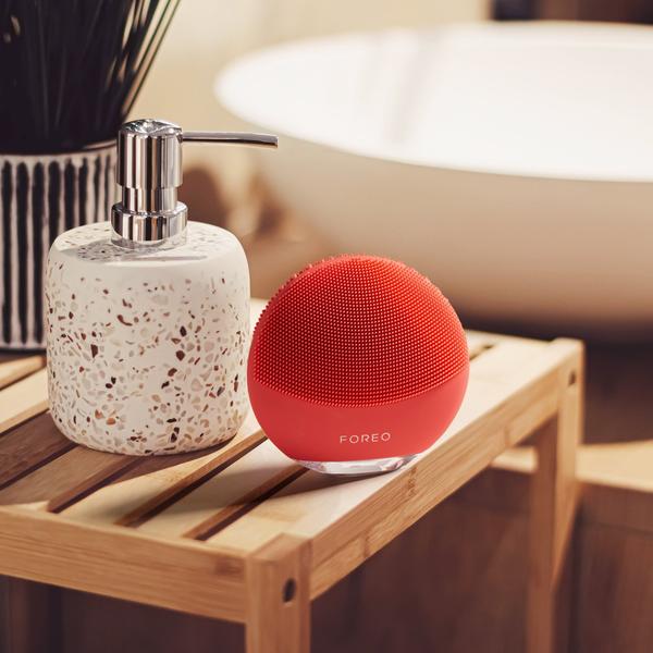 FOREO FOREO LUNA™ 4 mini Skin Care