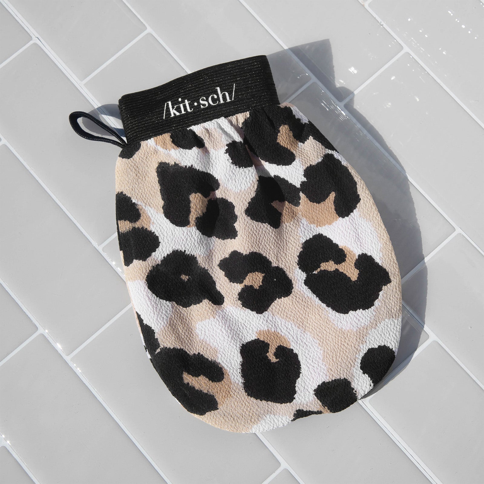 Kitsch Kitsch Eco-Friendly Exfoliating Glove - Leopard Body Care