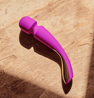 LELO LELO Smart Wand 2 Medium Deep Rose Sexual Wellness