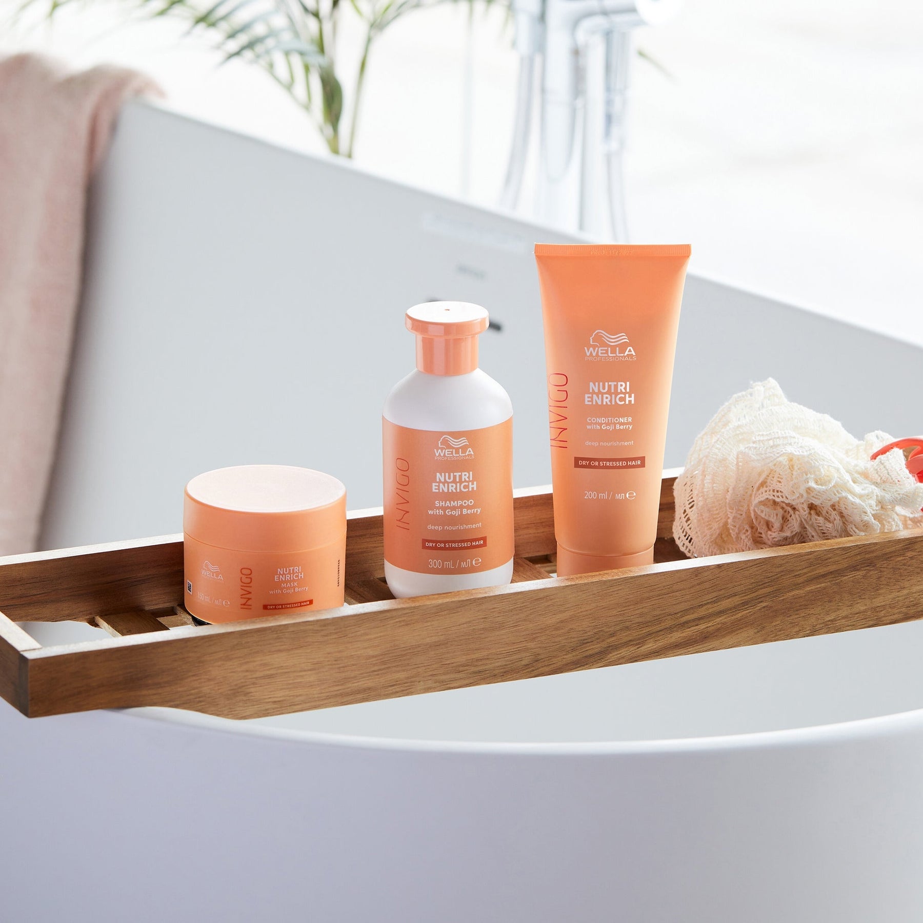Lookfantastic Wella Professionals Invigo Nutri-Enrich Deep Nourishing Mask 150ml Hair Care