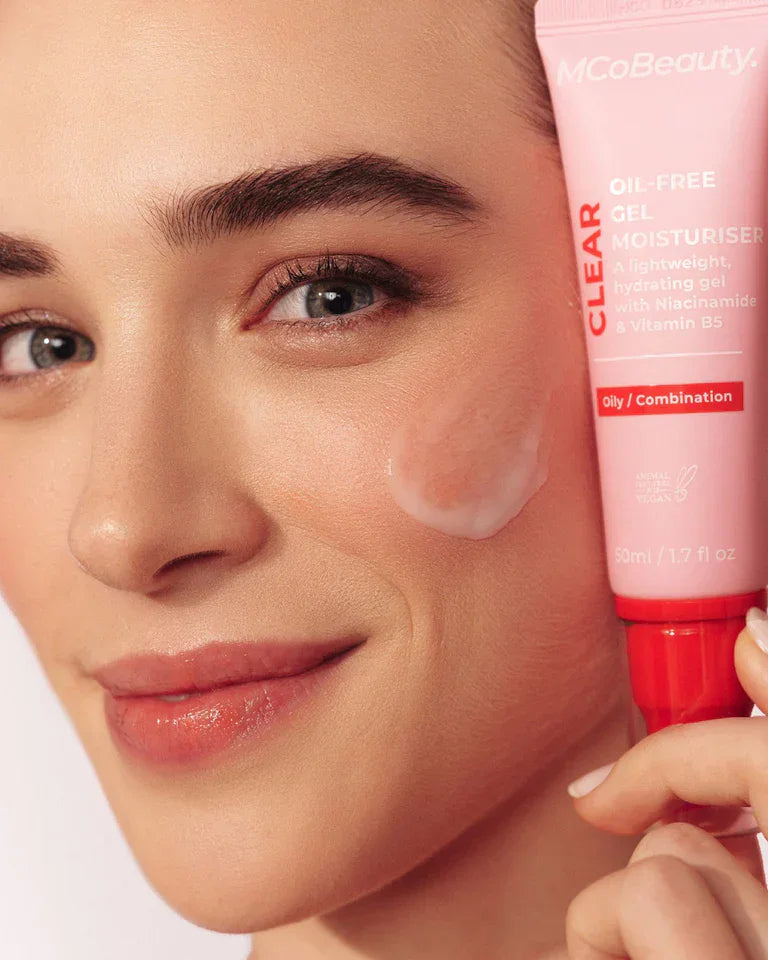 MCoBeauty MCoBeauty Clear Oil-Free Gel Moisturiser 50ml Moisturisers