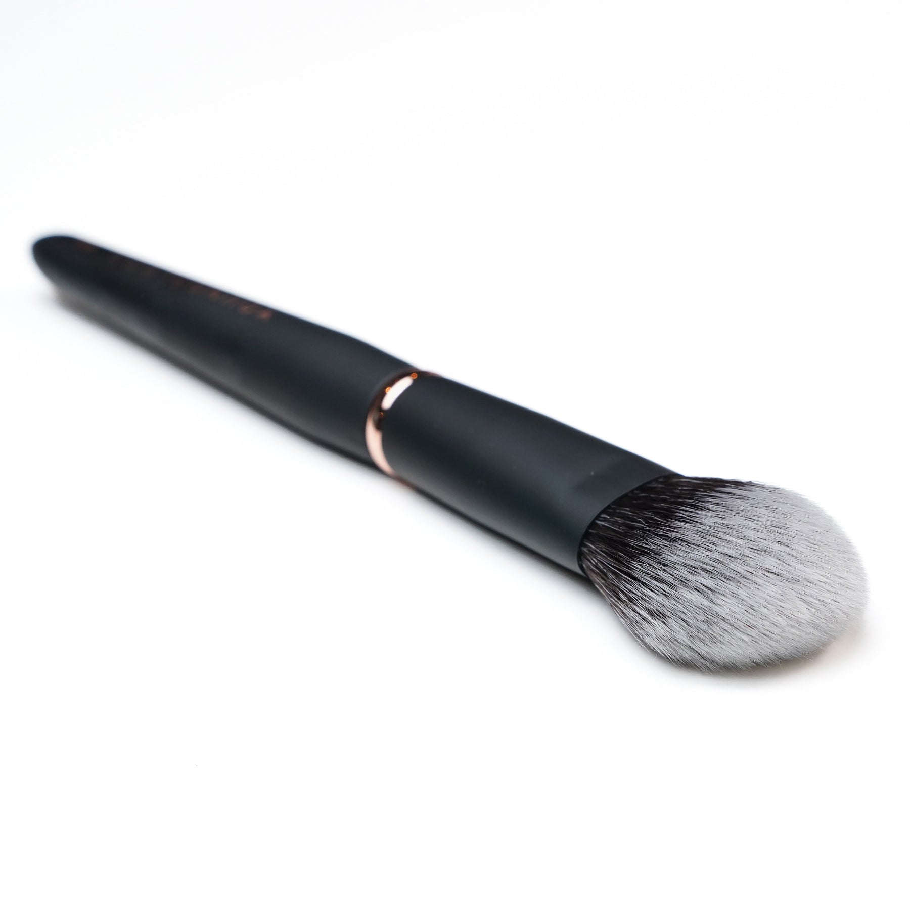 Youngblood Youngblood YB14 Multi-Tasker Creme Blush Brush Blusher Brushes