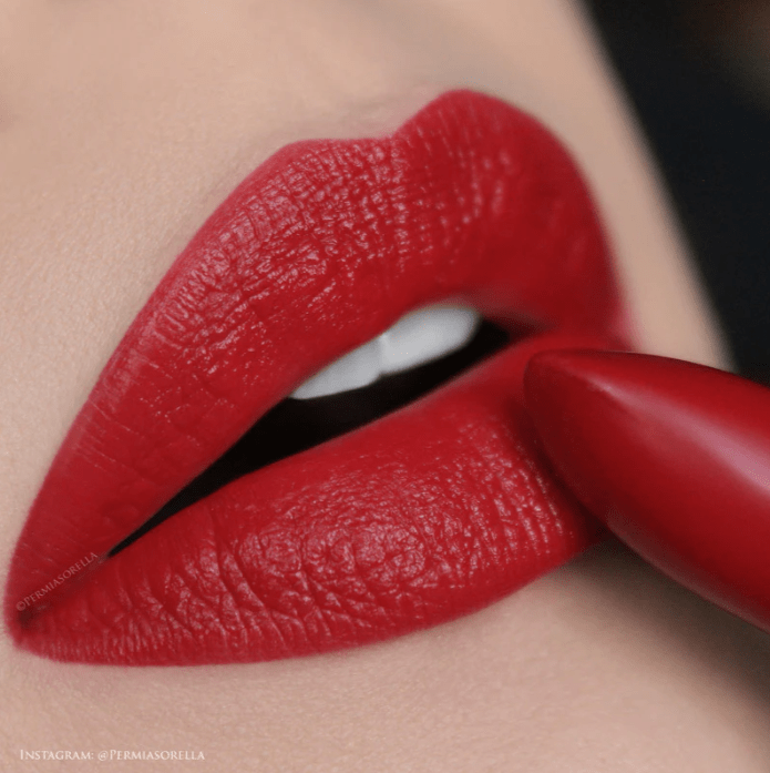 Youngblood Vixen - Cool-toned Red Youngblood Mineral Creme Lipstick 4g Lipsticks