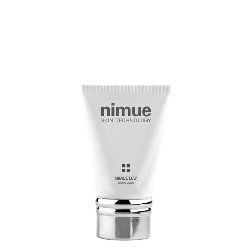 
            
                Load image into Gallery viewer, Nimue Day Moisturiser
            
        